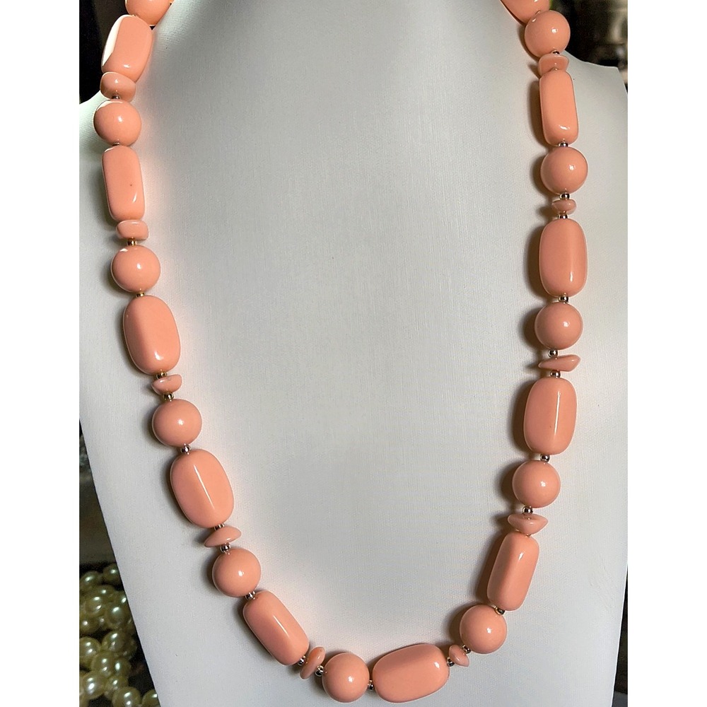 Costume Peach 50's Plastic Beaded Necklace 22"